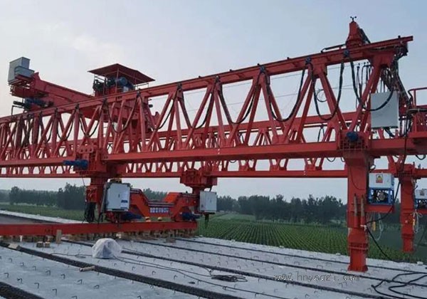 江西架橋機(jī)租賃價(jià)格，讓你輕松搭建橋梁