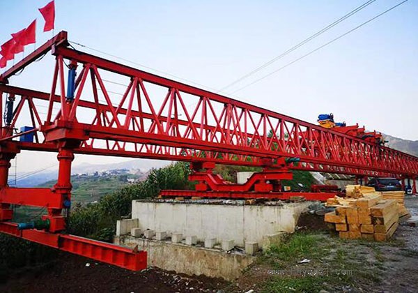 鐵路架橋機(jī)租賃廠家：專業(yè)設(shè)備，高效服務(wù)