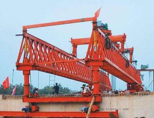 架橋機拆除施工方案中應(yīng)包含哪些關(guān)鍵步驟和注意事項？